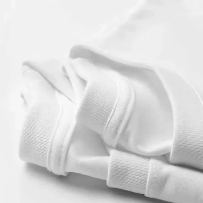 Men's classic pure cotton T-shirt, breathable, soft and comfortable.