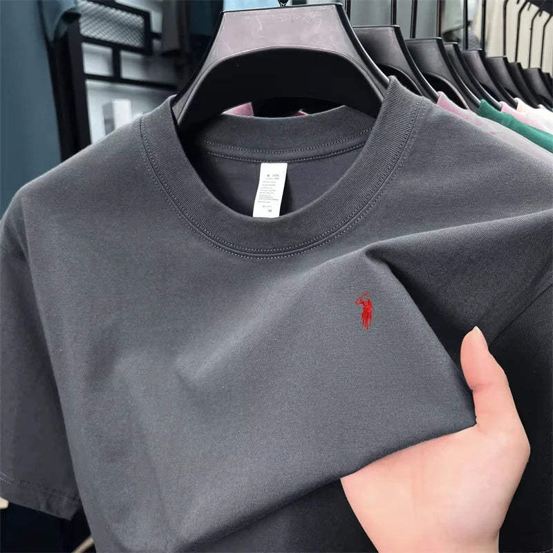 Men's classic pure cotton T-shirt, breathable, soft and comfortable.